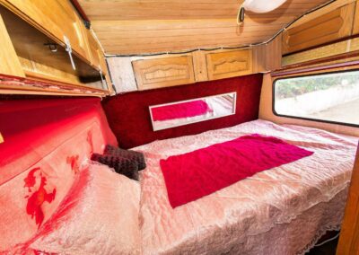 Wohnwagen-Bett für Prostitution auf dem Straßenstrich Essen